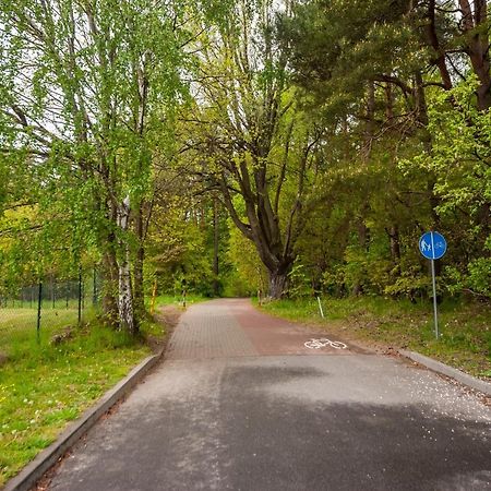 אוסטקה Apartamenty Baltyckie - Sloneczna Oaza - Parking, Taras, Ogrod, Wifi מראה חיצוני תמונה