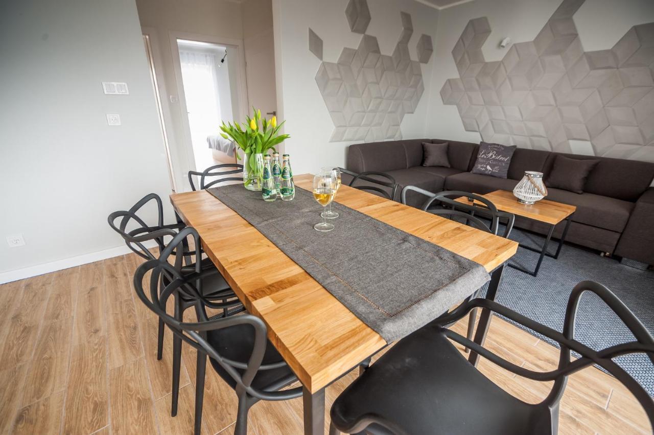 אוסטקה Apartamenty Baltyckie - Sloneczna Oaza - Parking, Taras, Ogrod, Wifi מראה חיצוני תמונה