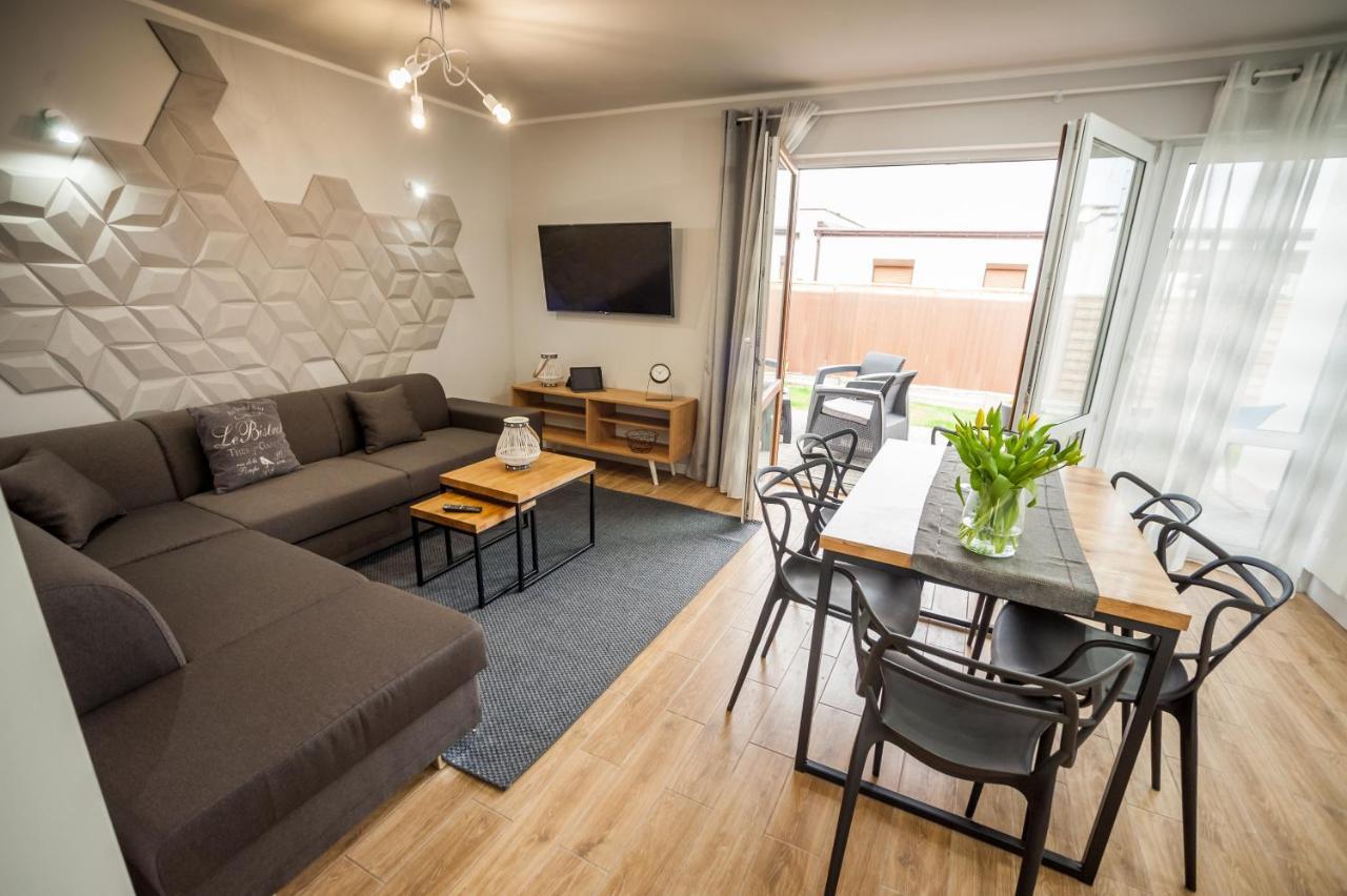 אוסטקה Apartamenty Baltyckie - Sloneczna Oaza - Parking, Taras, Ogrod, Wifi מראה חיצוני תמונה