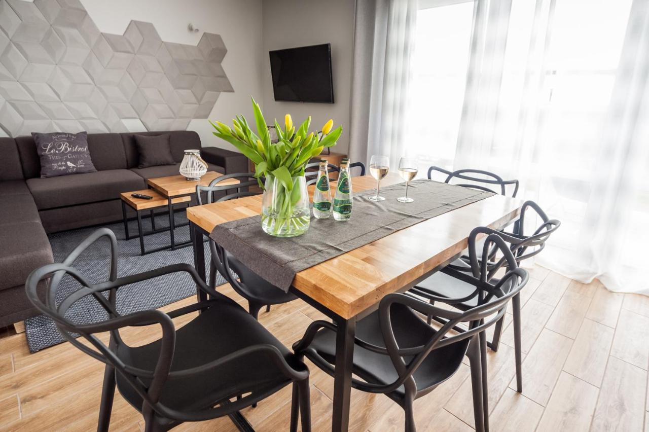 אוסטקה Apartamenty Baltyckie - Sloneczna Oaza - Parking, Taras, Ogrod, Wifi מראה חיצוני תמונה